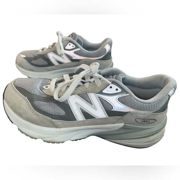 New Balance Fuel Cell 990v6 - Picture 2 of 5